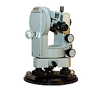 Оптический теодолит УОМЗ 2Т30П